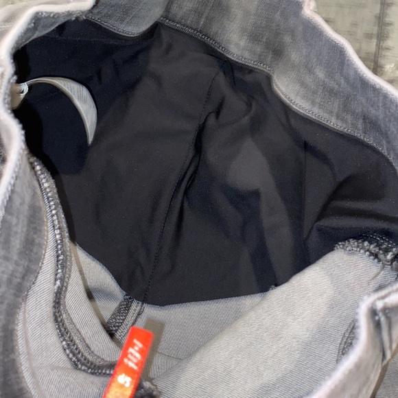 Spanx Gray Skinny Jeans Distressed Ripped Raw Hem Small - Picture 4 of 10